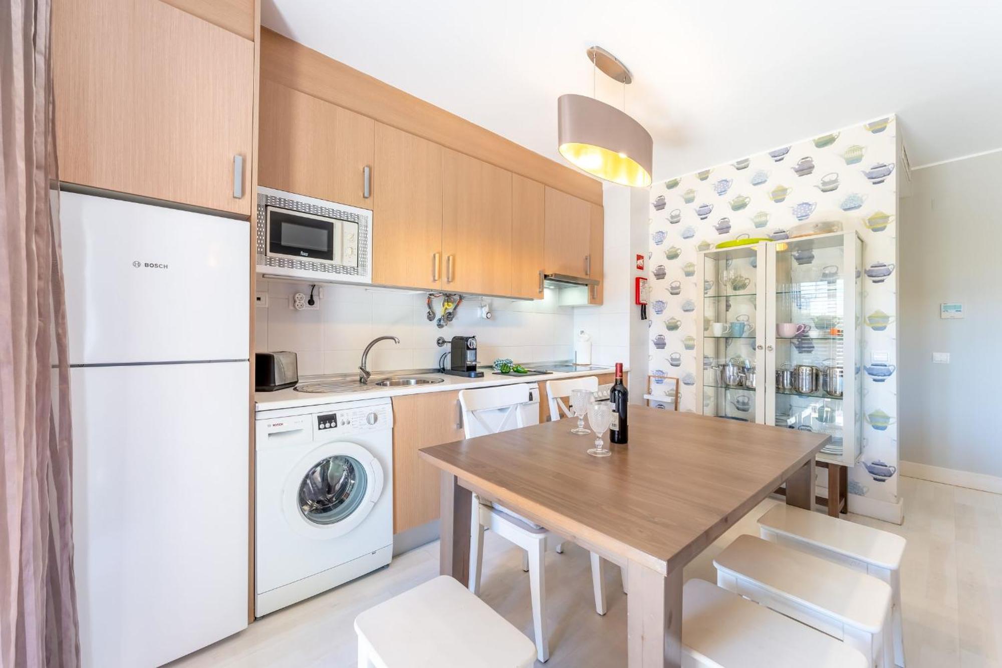 Serene Ocean 1 Bdr Apartment With Patio By Lovelystay ポルティマン エクステリア 写真